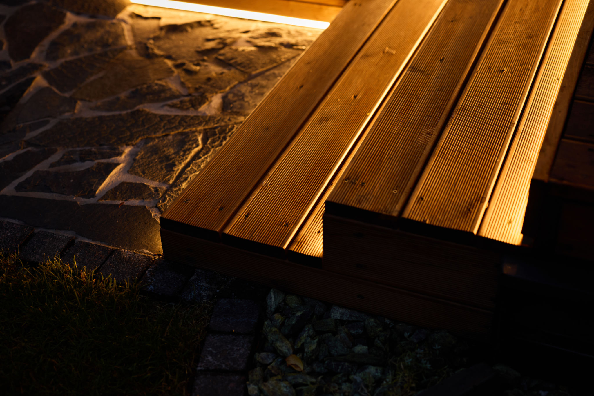 deck lighting