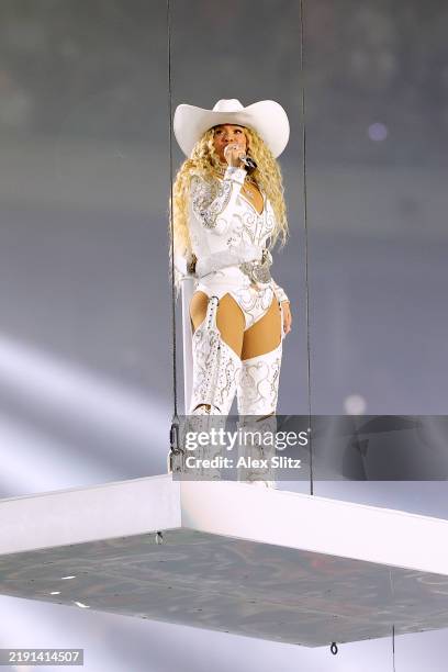 Beyoncé performs during the halftime show for the game between the Baltimore Ravens and the Houston Texans at NRG Stadium on December 25, 2024 in...