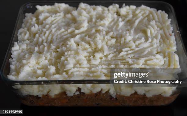 shepherds pie - mashing stock pictures, royalty-free photos & images