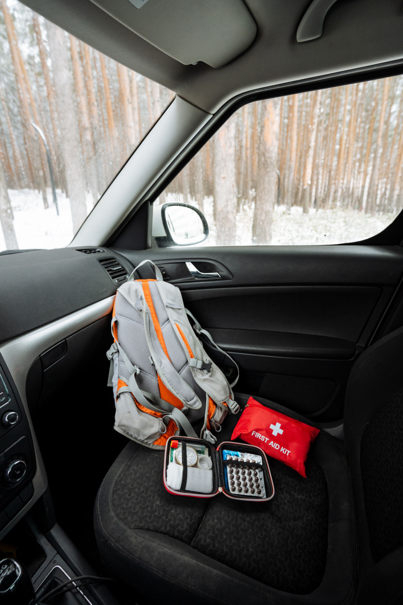 winter car emergency kit