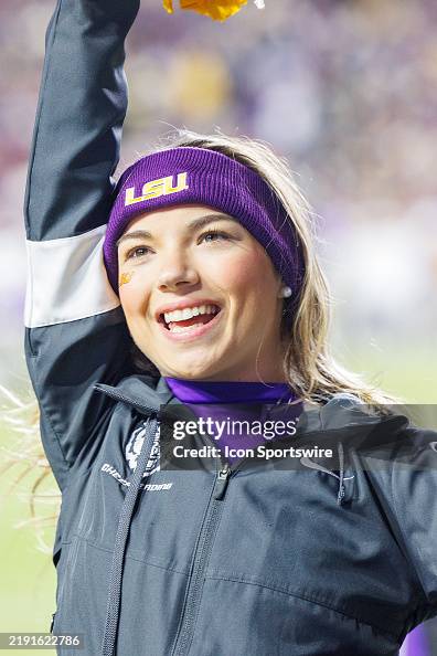 Addison Rae Lsu The LSU Tigers cheerleaders entertain the crowd during a game between ...