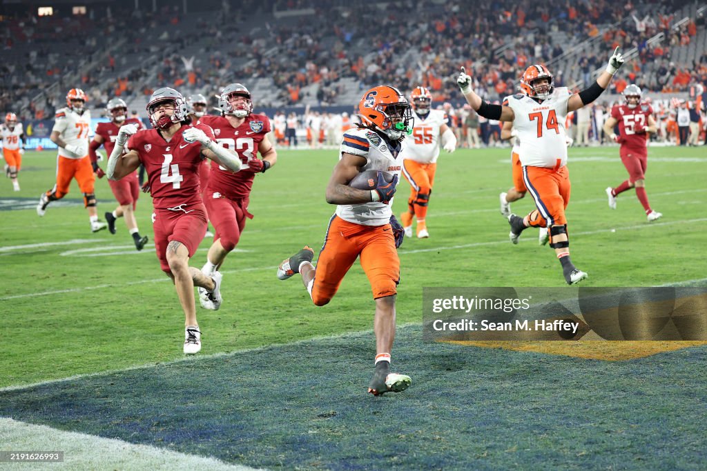 Syracuse v Washington State - DirecTV Holiday Bowl
