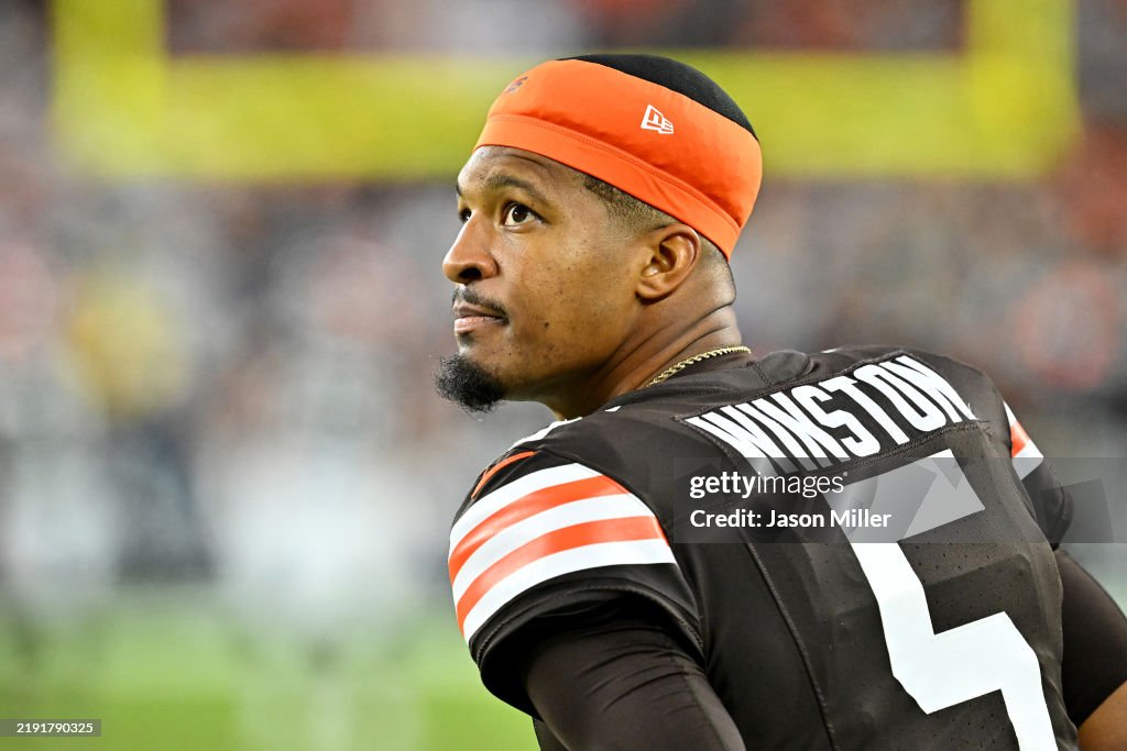 Miami Dolphins v Cleveland Browns