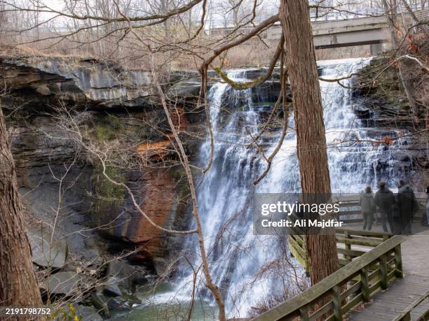 brandywine waterfall viewpoint - ohio canal national historical park stock pictures, royalty-free photos & images