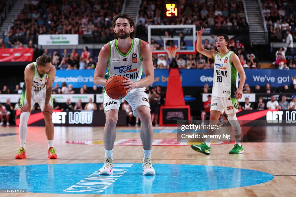 Jordan Hunrer Rivers Jordan Hunter of the Phoenix shoots during the round 14 NBL match ...