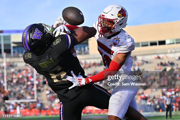 Louisville v Washington - Tony the Tiger Sun Bowl Louisville v Washington - Tony the Tiger Sun Bowl