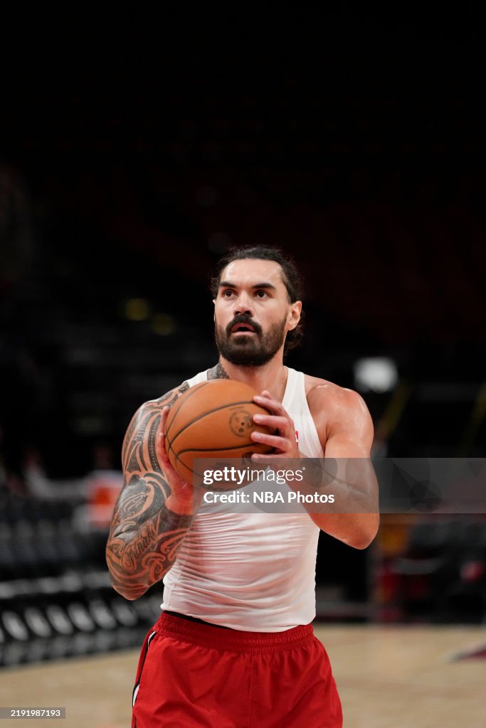 Steven Adams Rockets Basketball Steven Adams of the Houston Rockets warms up before the game against ...