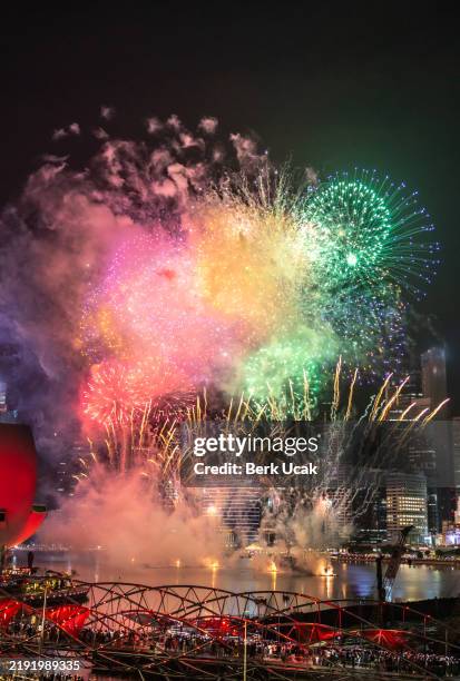 2025 new year celebration at city of singapore. - singaporean culture stock pictures, royalty-free photos & images