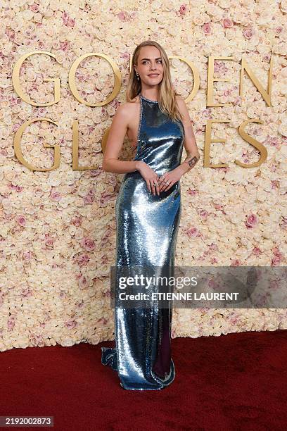 cara delevingne red carpet dress gold Cara Delevingne: Her Best Looks from Runway Red Carpet PHOTOS