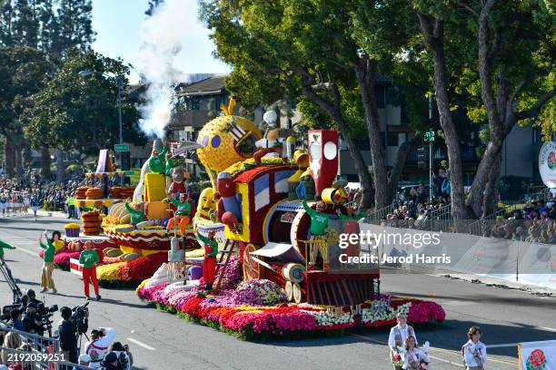 Trader Joes float "Here We Go" participates in the 136th Rose Parade Presented By Honda on January 01, 2025 in Pasadena, California.