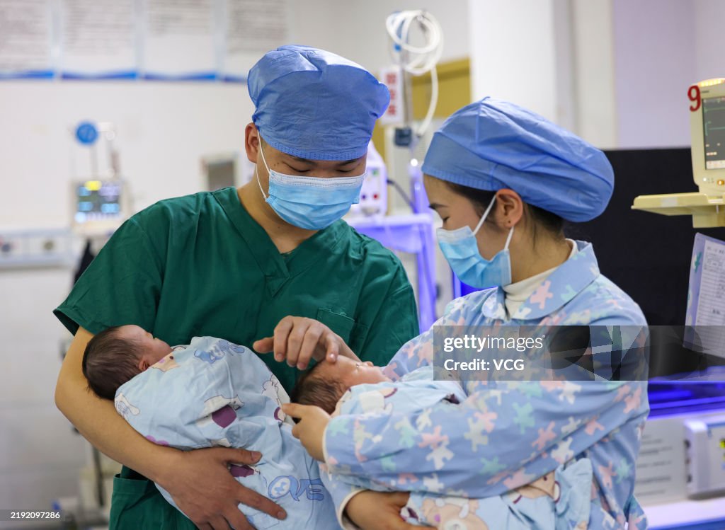 Medical Workers Take Care Of Newborn Babies On New Year's Day In Tongren