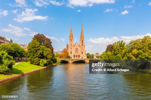 saint paul's church in strasbourg alsace france - eastern france stockfoto's en -beelden