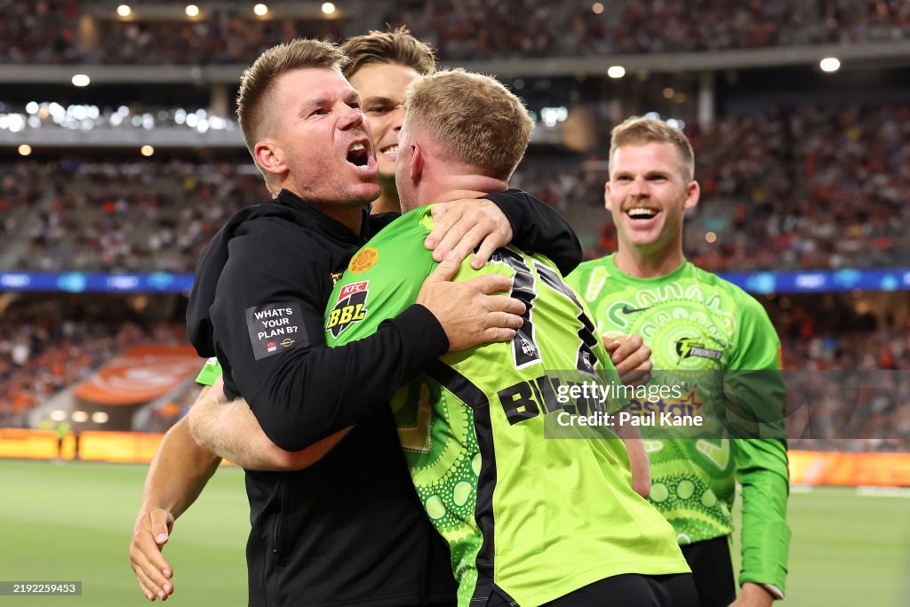 BBL - Perth Scorchers v Sydney Thunder