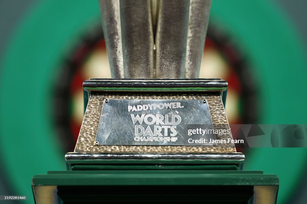 2024/25 Paddy Power World Darts Championship - Day Sixteen