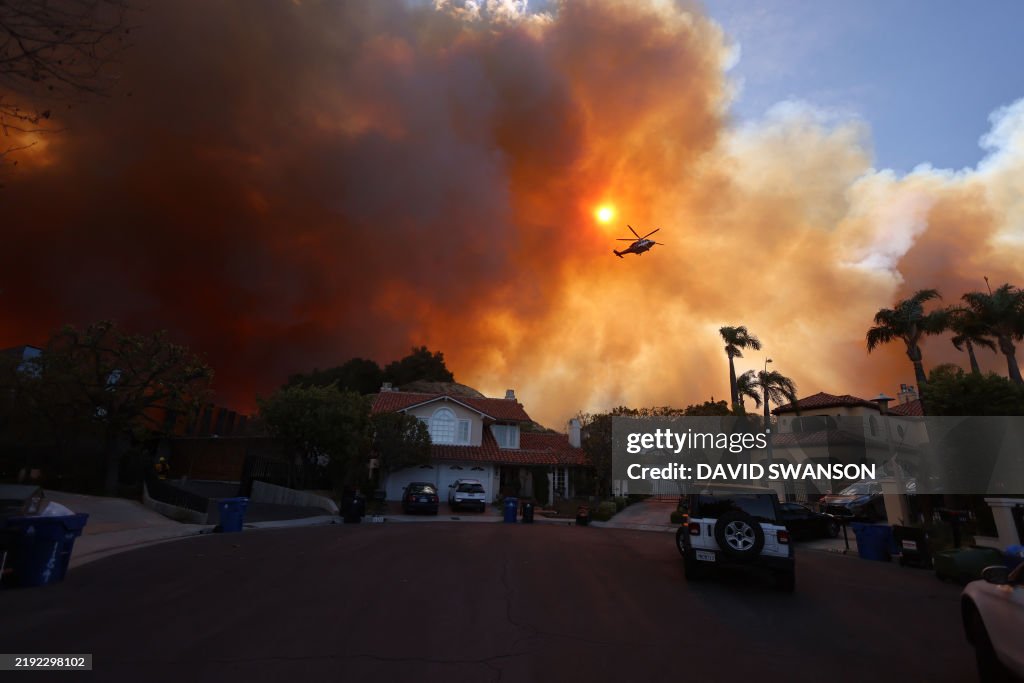 TOPSHOT-US-WEATHER-FIRE
