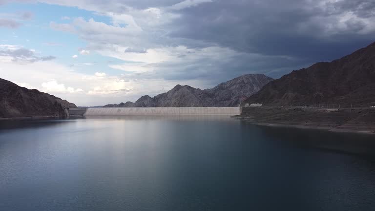 Engra Dam 687 Punta San Juan Stock Videos, Footage, & 4K Video Clips - Getty Images