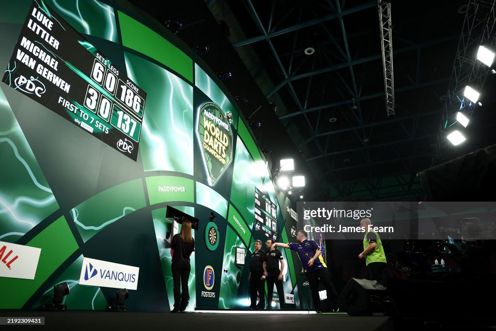 2024/25 Paddy Power World Darts Championship - Day Sixteen
