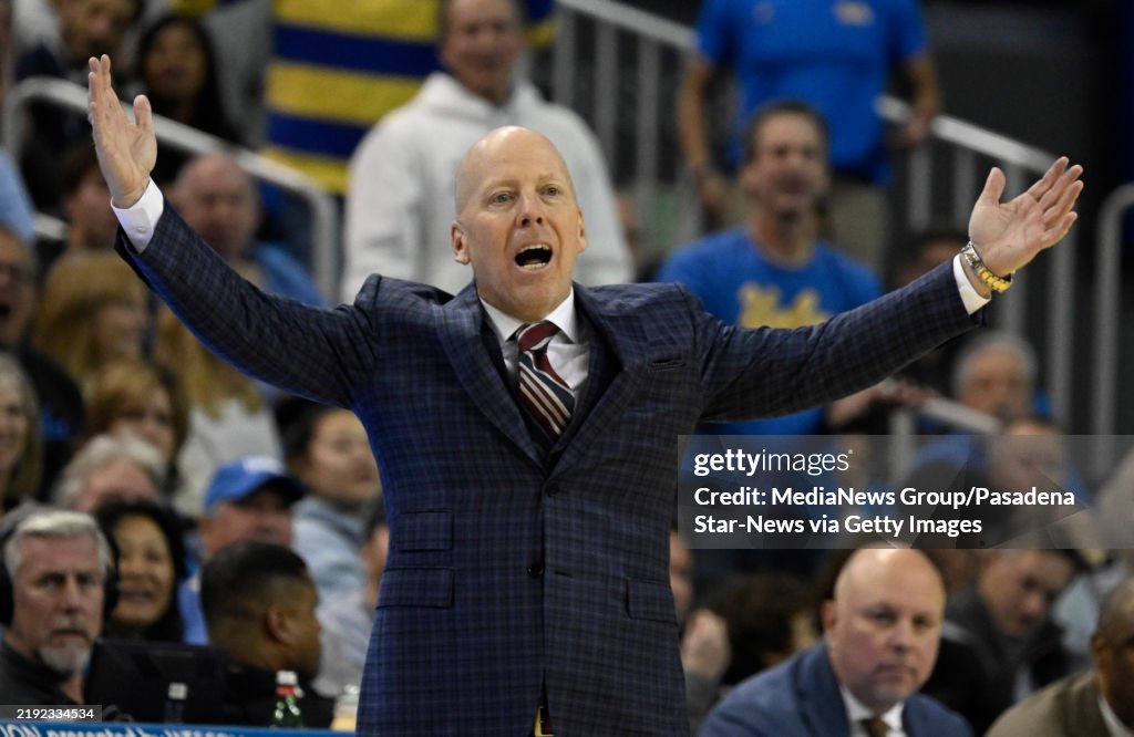 Michigan Wolverines defeated the UCLA Bruins 94-75 to win a NCAA mens basketball game.