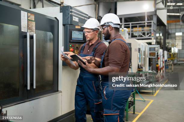 Machine Operation Engineering 24,103 Operation Symbol Stock Photos, High-Res Pictures, and Images ...