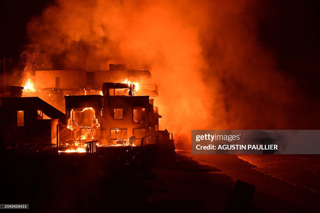 TOPSHOT-US-FIRE-CALIFORNIA