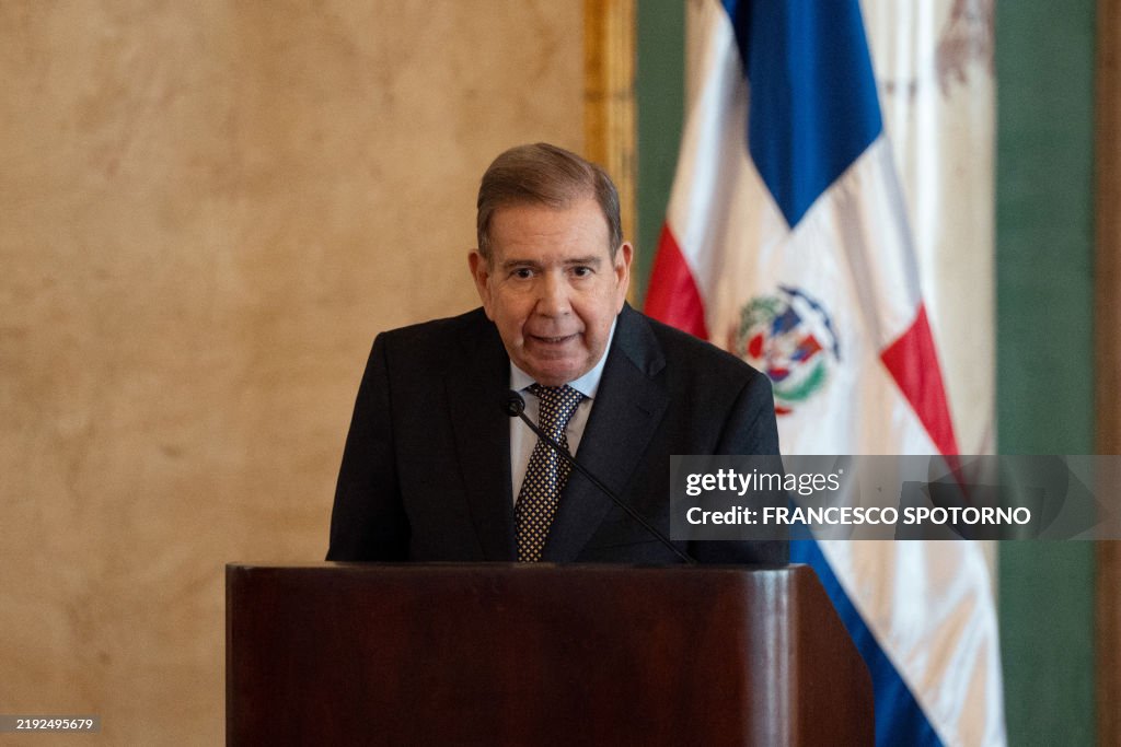 DOMINICAN REPUBLIC-VENEZUELA-POLITICS-ABINADER-GONZALEZ URRUTIA