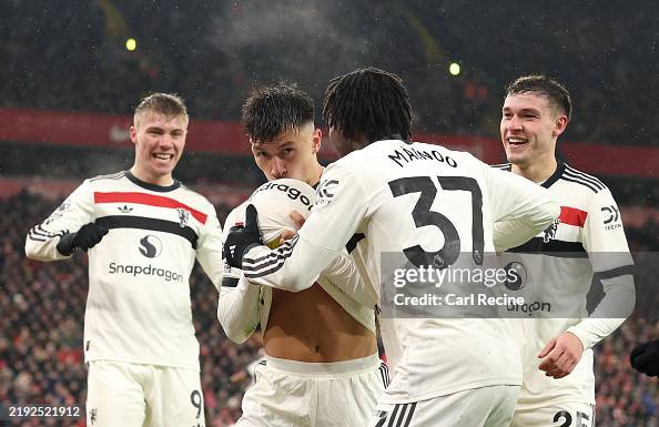Liverpool FC v Manchester United FC - Premier League Liverpool FC v Manchester United FC - Premier League
