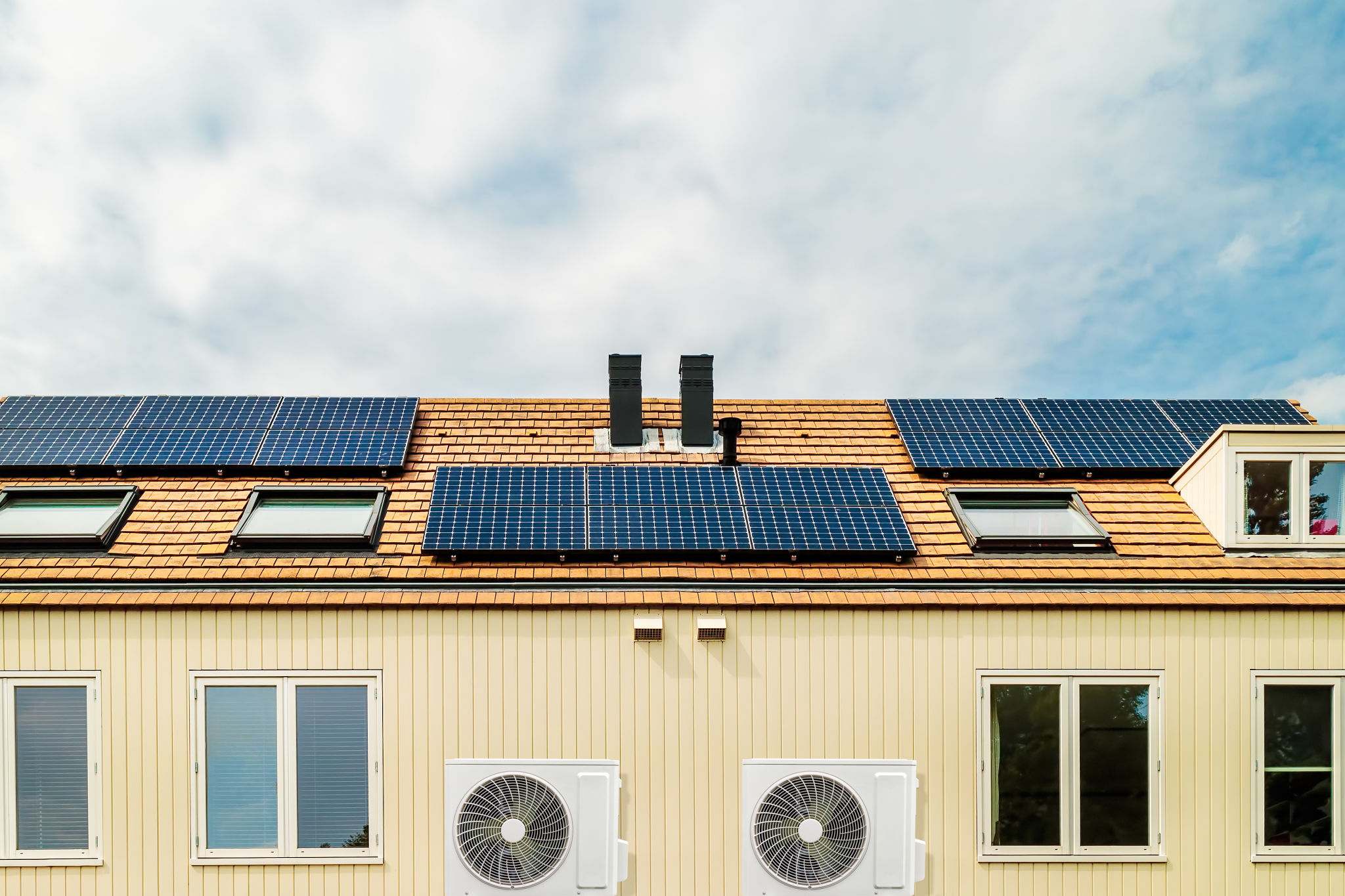 Dutch houses with solar panels and heat pumps Dutch houses with solar panels and heat pumps