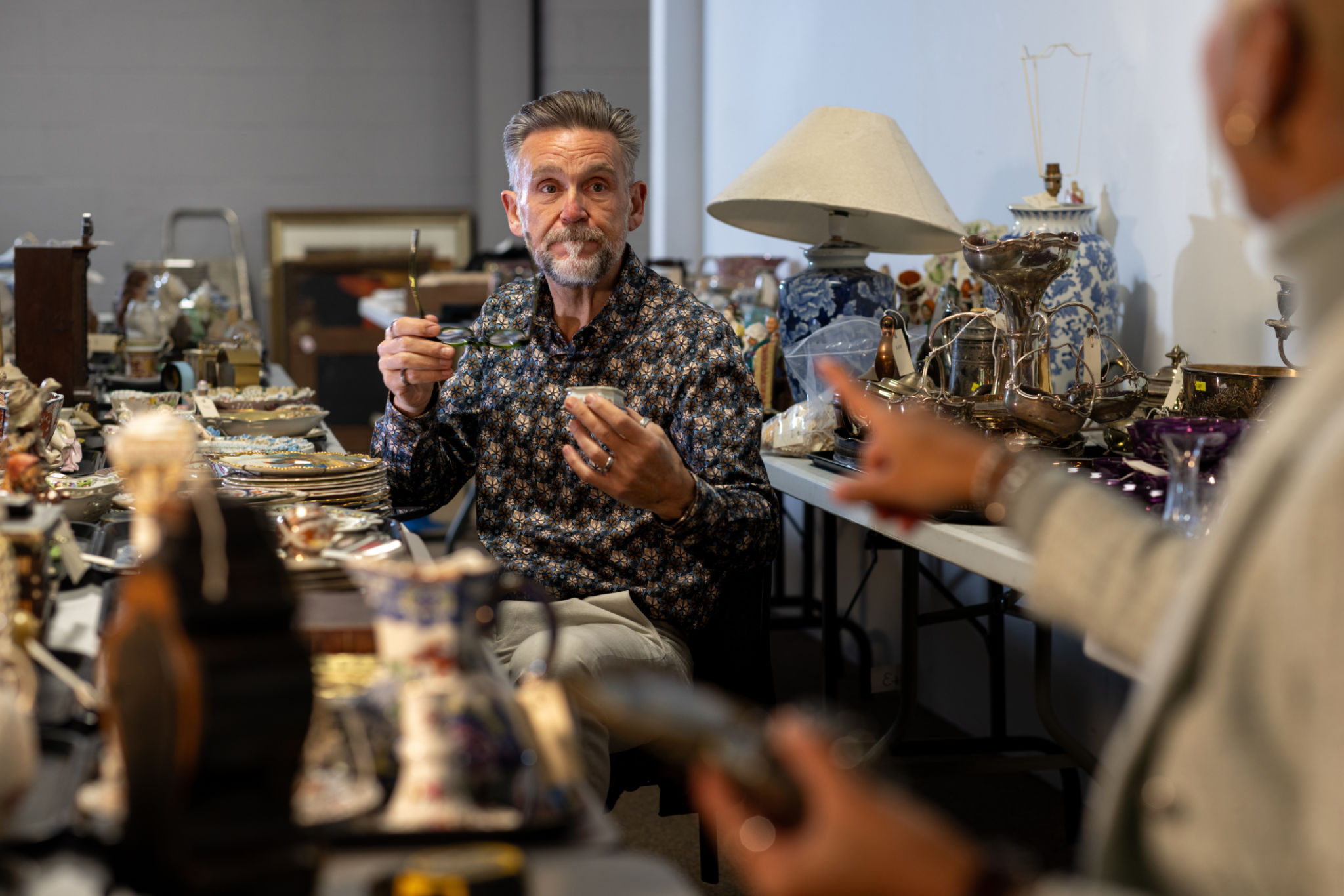 local antique experts