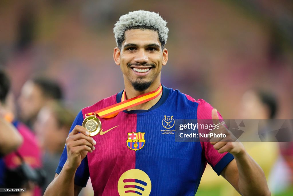 Real Madrid v FC Barcelona: Spanish Super Cup