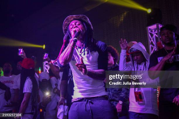 Maine Rappers 496 Mack Maine Photos & High Res Pictures - Getty Images