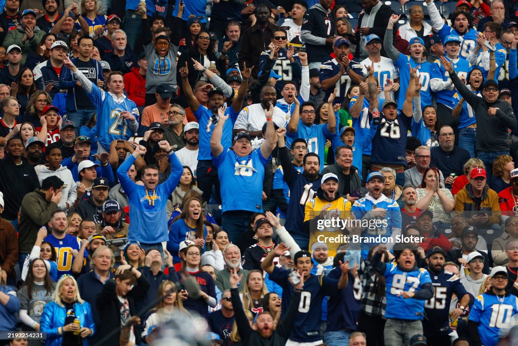 AFC Wild Card Playoffs: Los Angeles Chargers v Houston Texans