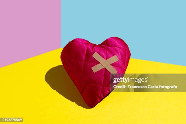 love disappointment concept concept - broken heart stock pictures, royalty-free photos & images