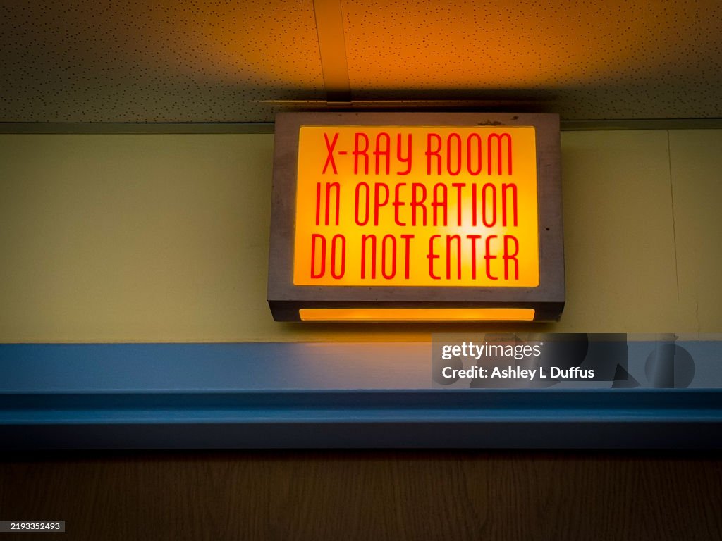 X-Ray Room In Operation Do Not Enter