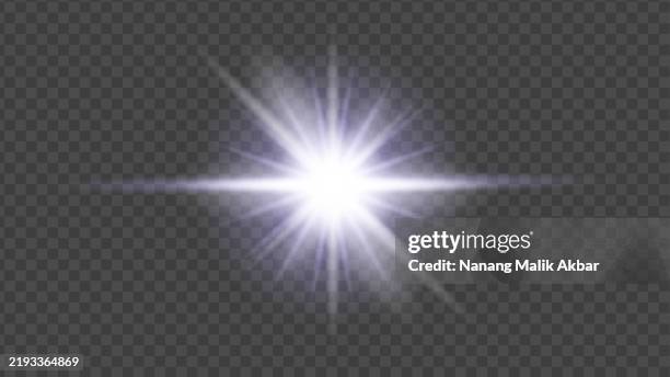 ilustraciones, imágenes clip art, dibujos animados e iconos de stock de efecto de luz solar o destello con fondo transparente - foco técnica de imágenes