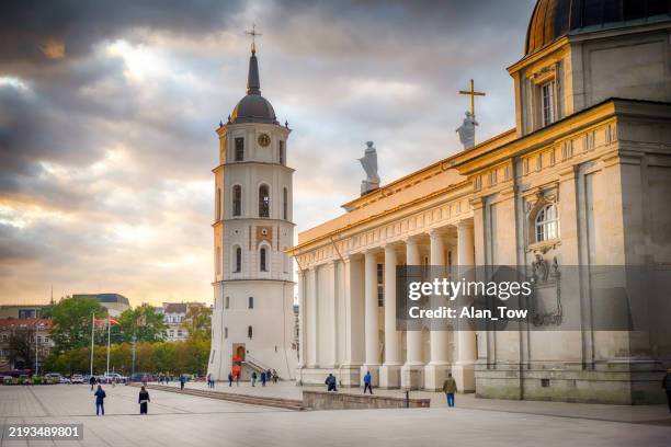 the cathedral main square of the vilnius old town sunset view in baltic sea countries in lithuania - vilnius stock pictures, royalty-free photos & images