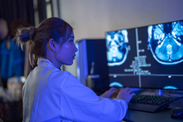 Dat Doctor 9,737 Doctor Computer Screen Stock Photos, High-Res Pictures, and ...