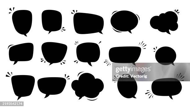 ilustraciones, imágenes clip art, dibujos animados e iconos de stock de conjunto de vectores de burbujas de diálogo - globo de texto
