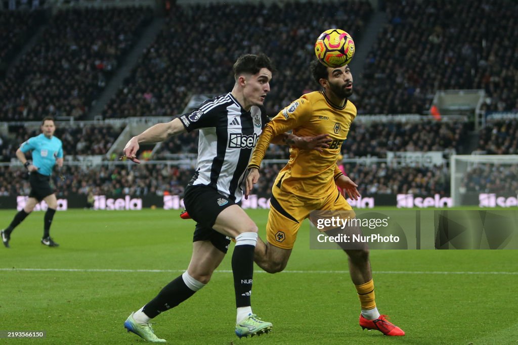 Newcastle United FC v Wolverhampton Wanderers FC - Premier League