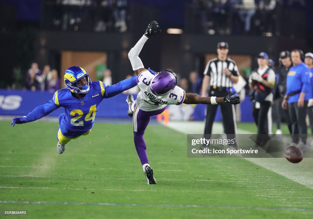 NFL: JAN 13 NFC Wild Card Playoffs - Vikings at Rams