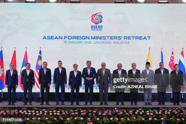 Laos Minister of Foreign Affairs Thongsavanh Phomvihane, Myanmar's Permanent Secretary to ASEAN Aung Kyaw Moe, Singapore's Minister of Foreign...