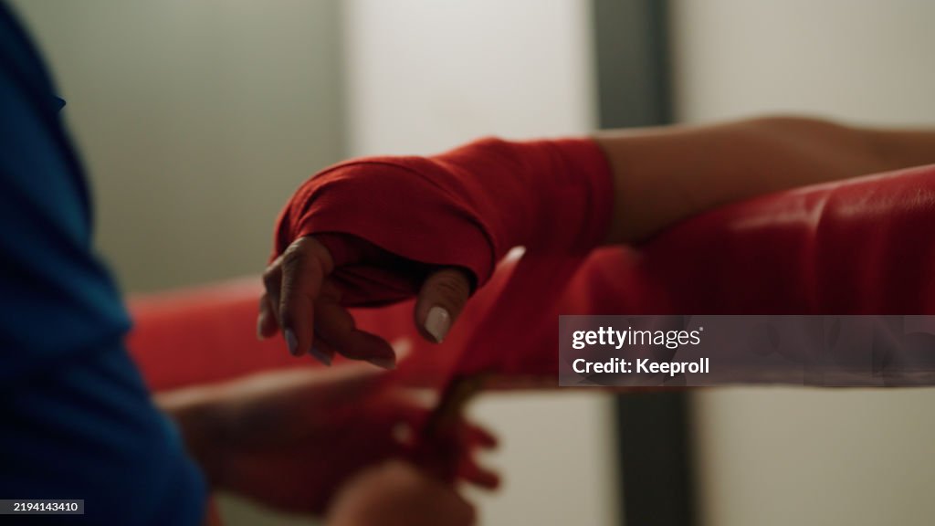 Boxer preparing before fight boxing