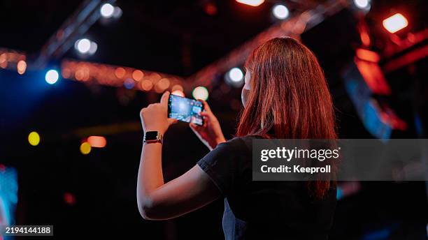 asian women come to watching boxing match - image technique stock pictures, royalty-free photos & images