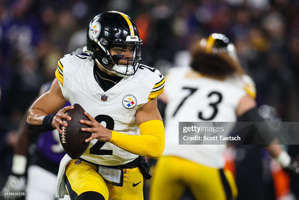 AFC Wild Card Playoffs: Pittsburgh Steelers v Baltimore Ravens