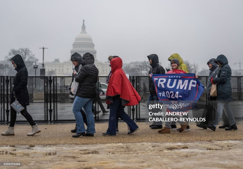 TOPSHOT-US-POLITICS-TRUMP-RALLY