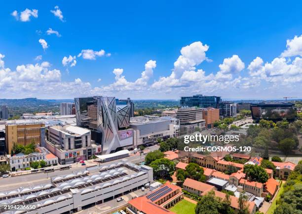 2 020 Rosebank Johannesburg Stock Photos High Res Pictures And Images 2-020-rosebank-johannesburg-stock-photos-high-res-pictures-and-images