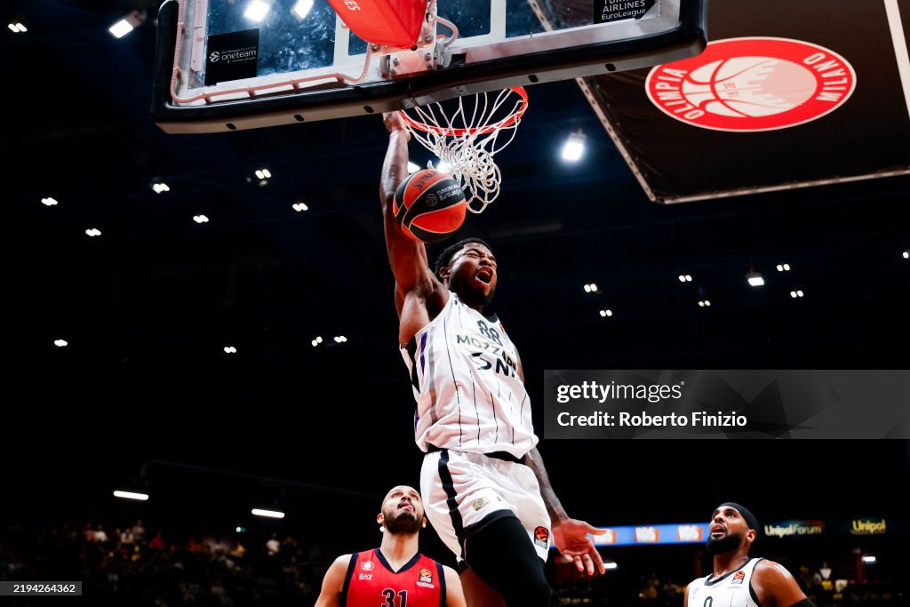 EA7 Emporio Armani Milan v Partizan Mozzart Bet Belgrade - Turkish Airlines EuroLeague