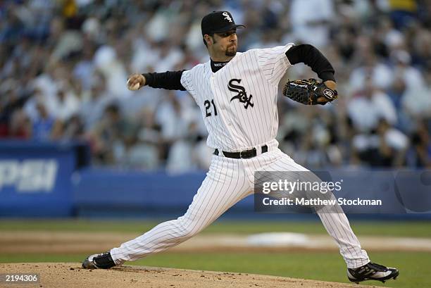 American League starting pitcher Esteban Loaiza from the Chicago White Sox throws against the National League during the 74th Major League Baseball...