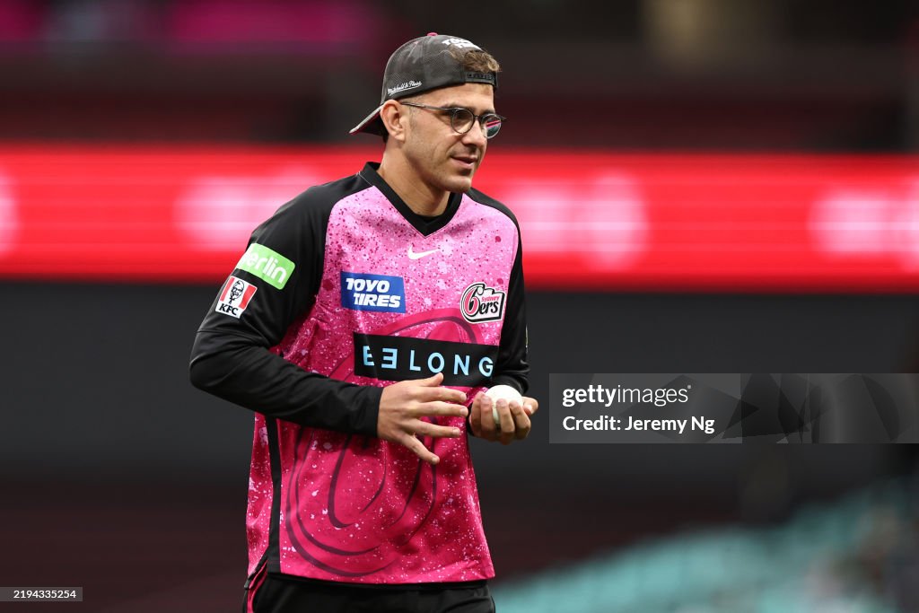 BBL - Sydney Sixers v Sydney Thunder