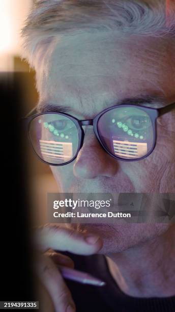 data face reflection workplace vertical - 4k resolution stock pictures, royalty-free photos & images