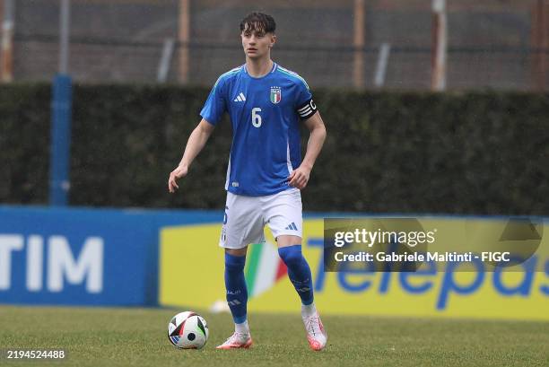 Luca Righini Luca Reggiani of Italy U17 in action during the International... News ...